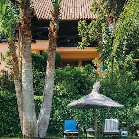 Exotic Tropical W/ Large Pool In Sotogrande! Villa San Roque (Andalucia)